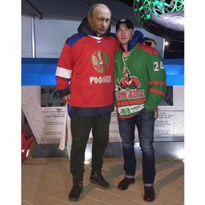 Meet your Posher, Benjamin